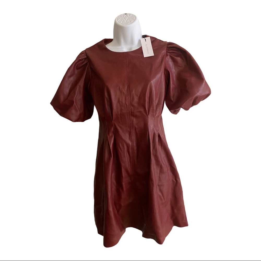 DYNAMITE DRESS - Picture 1 of 4